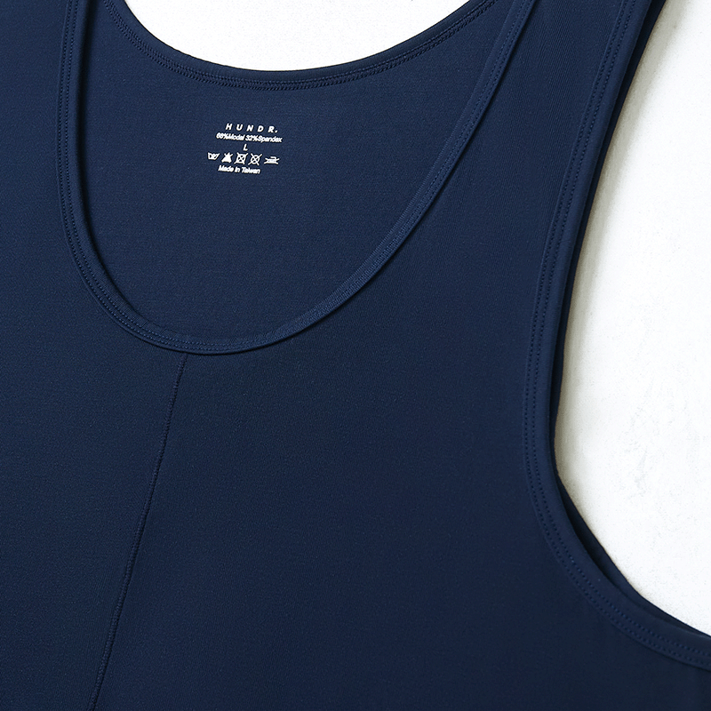 Scoop Neck Front Seam Tank Top